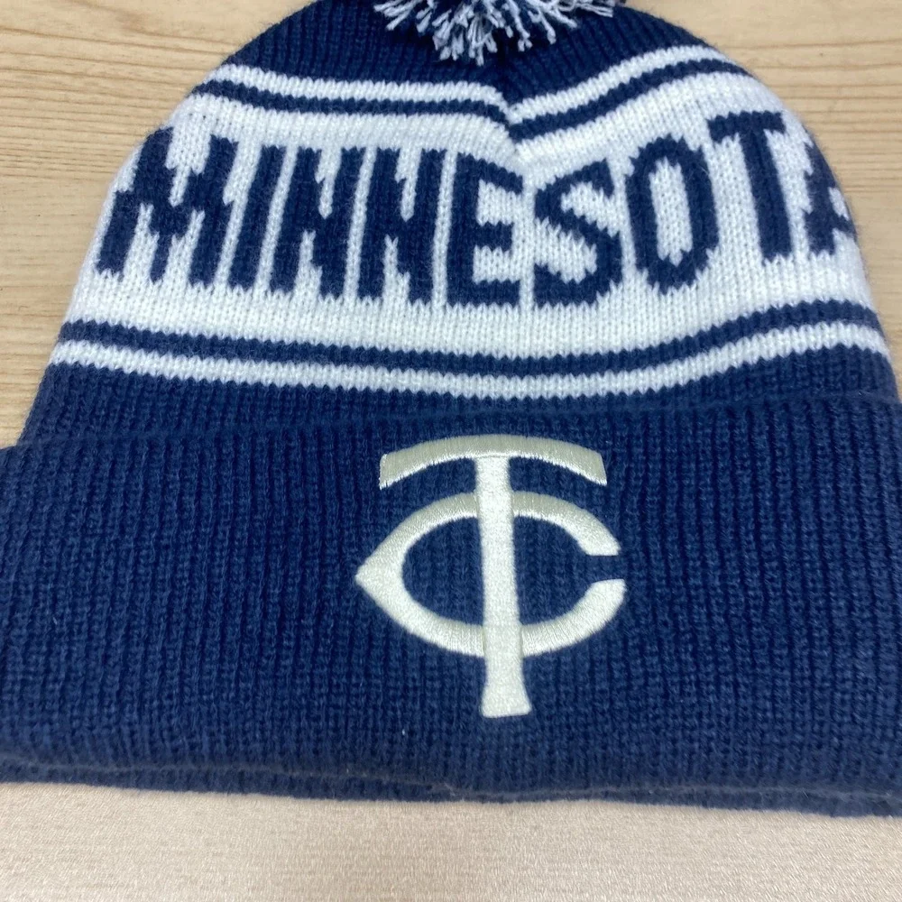 Minnesota Twins Hat Cap‎ Beanie Blue White MLB Baseball Pom Caribou Coffee